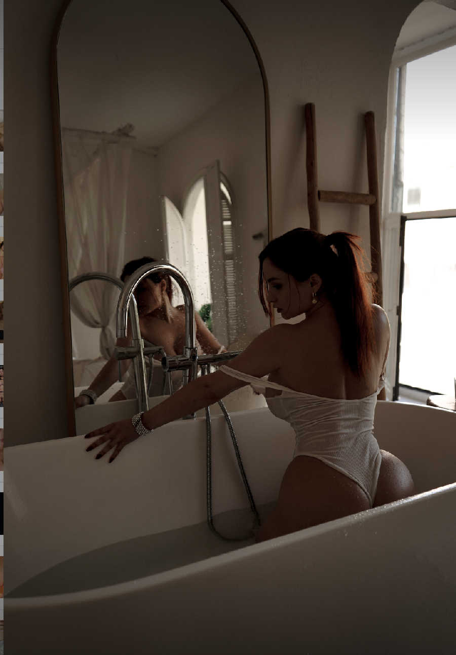 A playful frame from Miranda Faith nude — online in Male